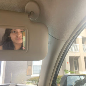 Meet your Posher, Victoria